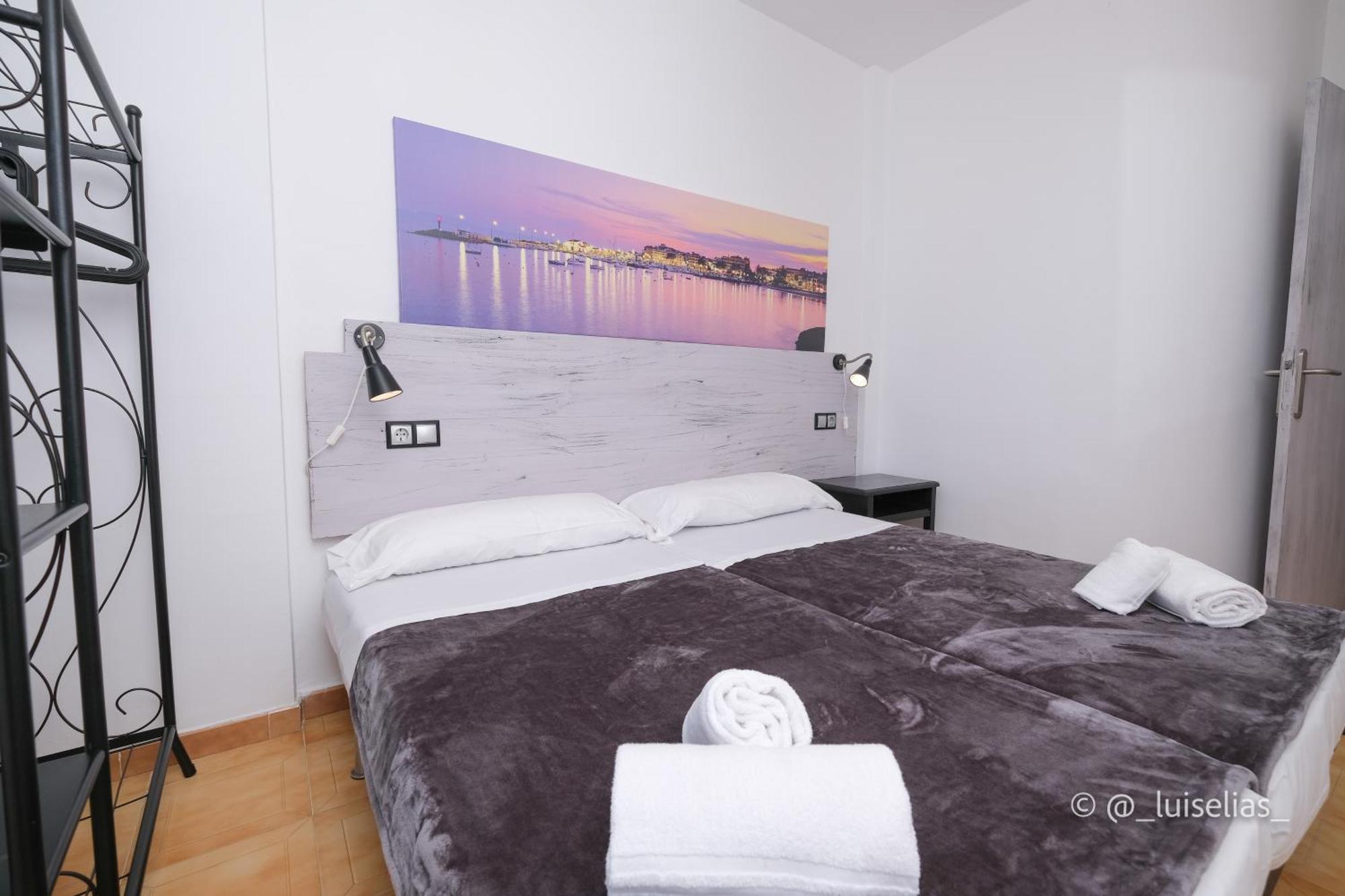 Apartamentos Ibiza Colonia de Sant Jordi Exterior foto